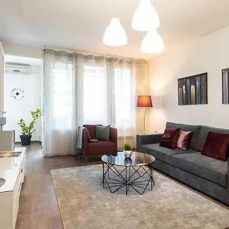 Modern Apartment Near Faculty Of El Engineering Zagreb Exterior photo