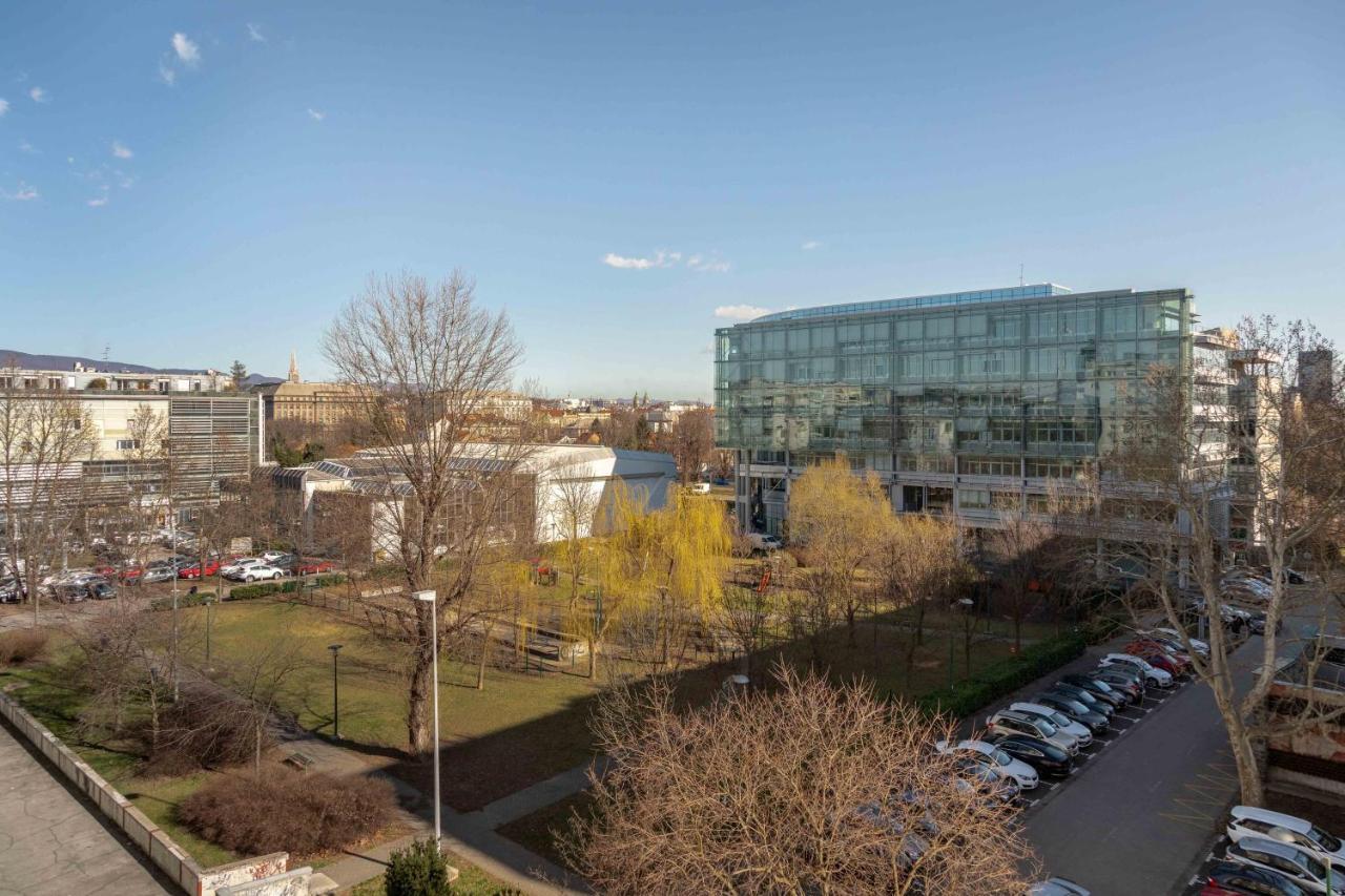Modern Near Faculty Of El Engineering